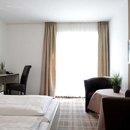 Arnimsruh Hotel Garni Любек Екстериор снимка