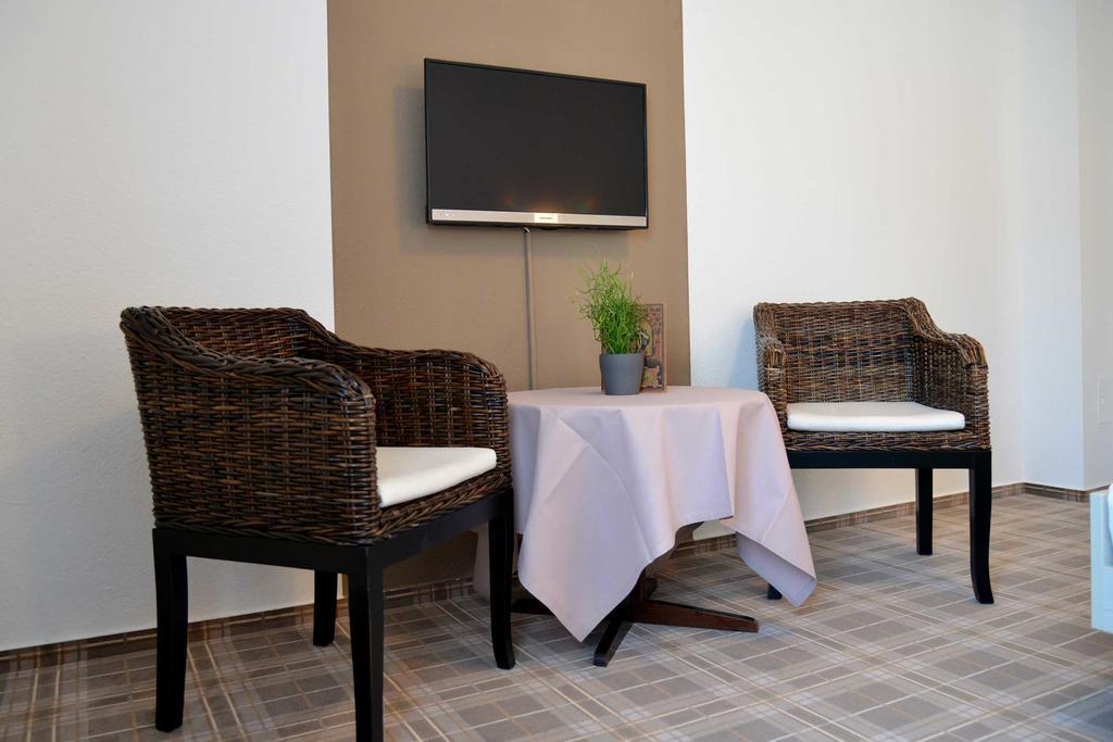 Arnimsruh Hotel Garni Любек Екстериор снимка